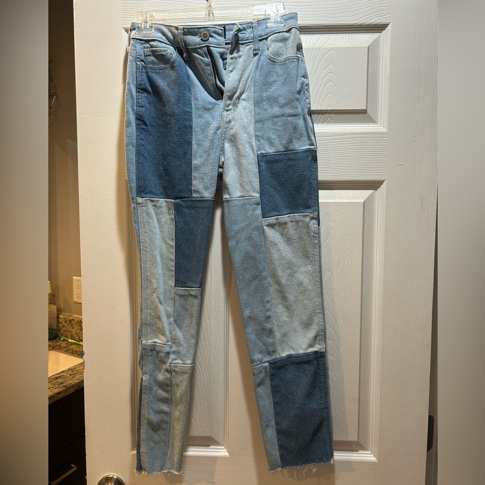 Hollister Ultra High Rose Mom Jean size 23